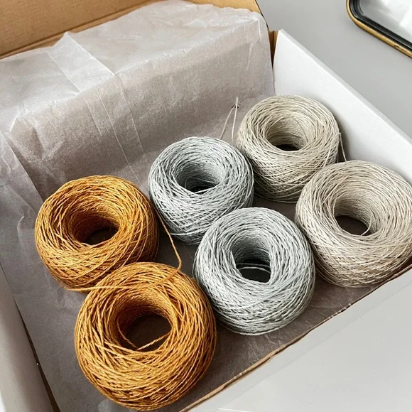 Set of Six 100% linen Yarn Spools - Picture 3 of 5
